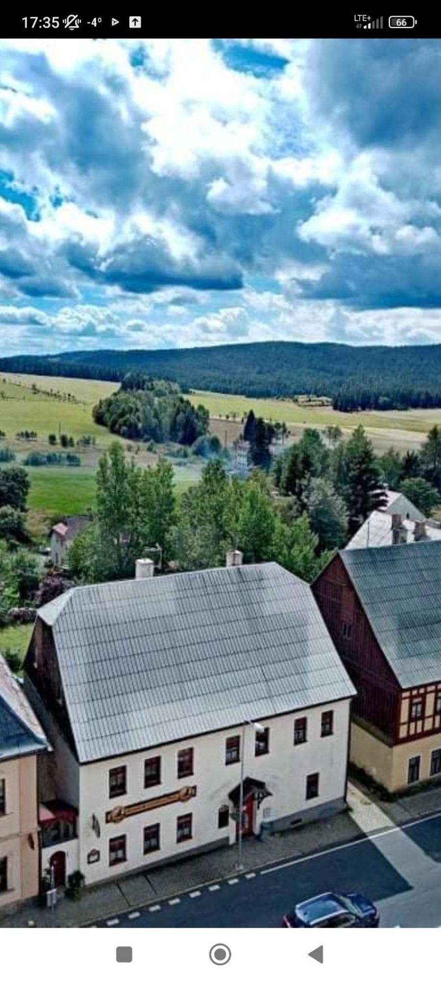 Restaurace A Penzion Vlci Jama Horní Blatná エクステリア 写真